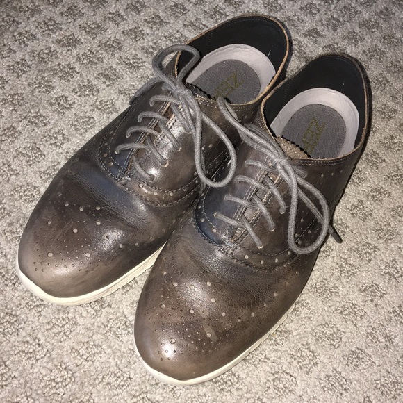 Cole Haan - Picture 2 of 8